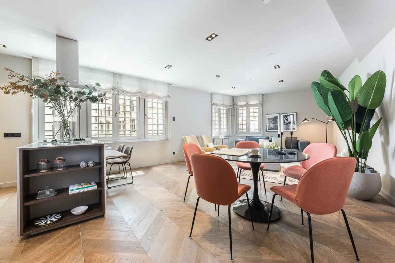 Spacious 2-bed Contemporary Flat With Dedicated Home Office In Barcelona For Digital Nomads #5