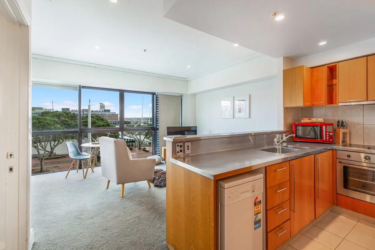 Cozy Contemporary 2br Flat In Viaduct Auckland - Work-from-home Ready + Free Parking #4