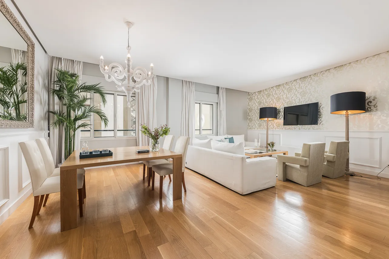 Chic 120m2 Madrid Flat With Dedicated Home Office For Seamless Remote Work #2