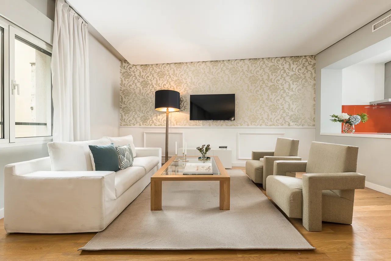Chic 120m2 Madrid Flat With Dedicated Home Office For Seamless Remote Work #4