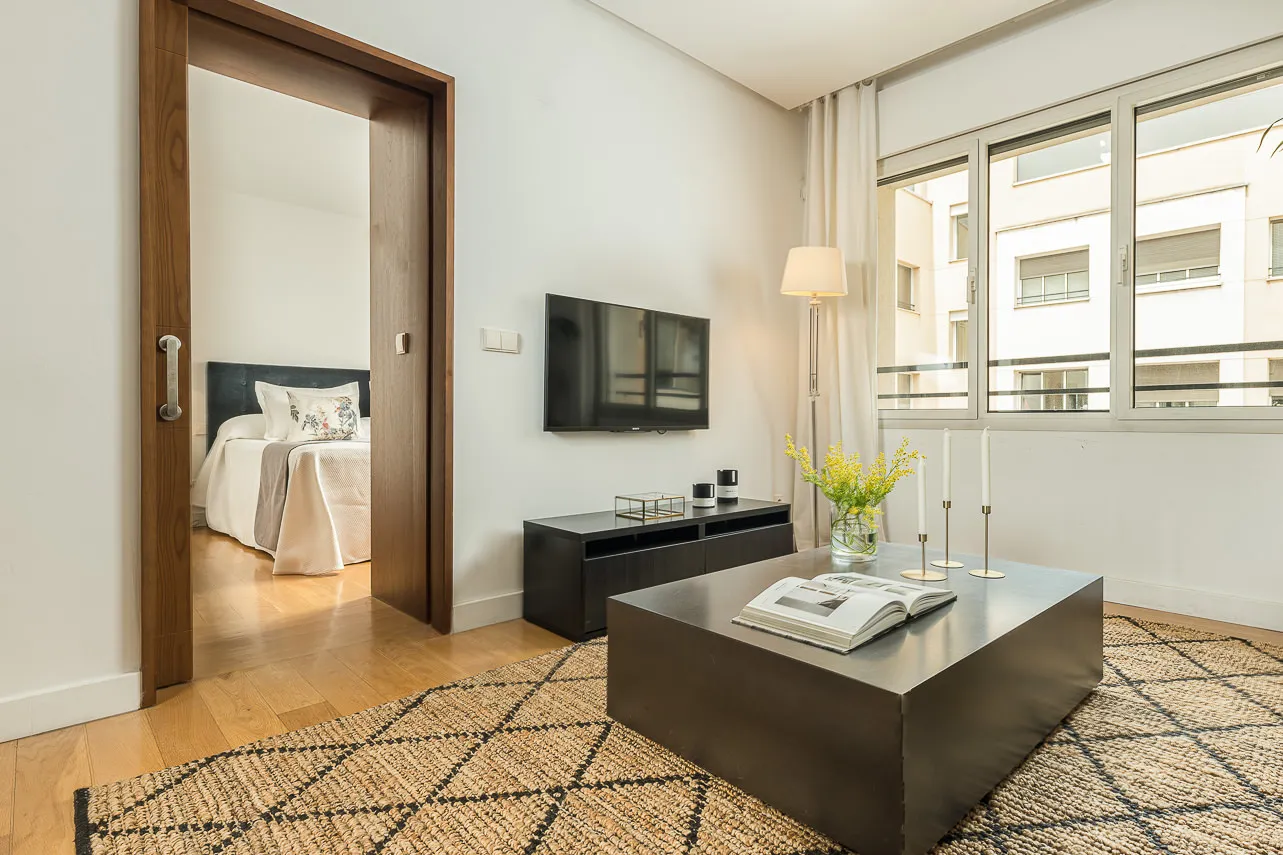 Upscale 70m2 Madrid Flat With Dedicated Home Office For Digital Nomads And Remote Work #5