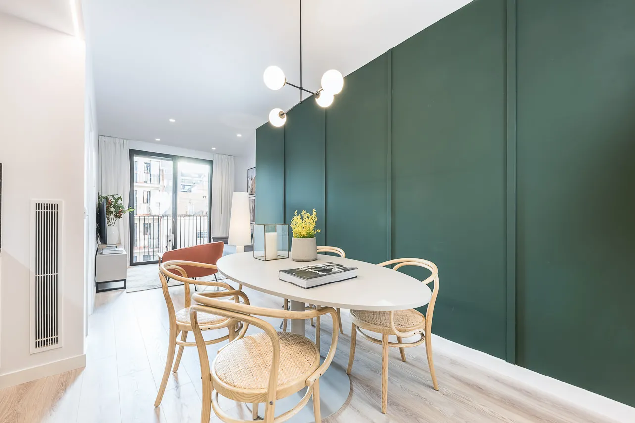 Curated Executive Flat In Barcelona With Dedicated Workspace #4
