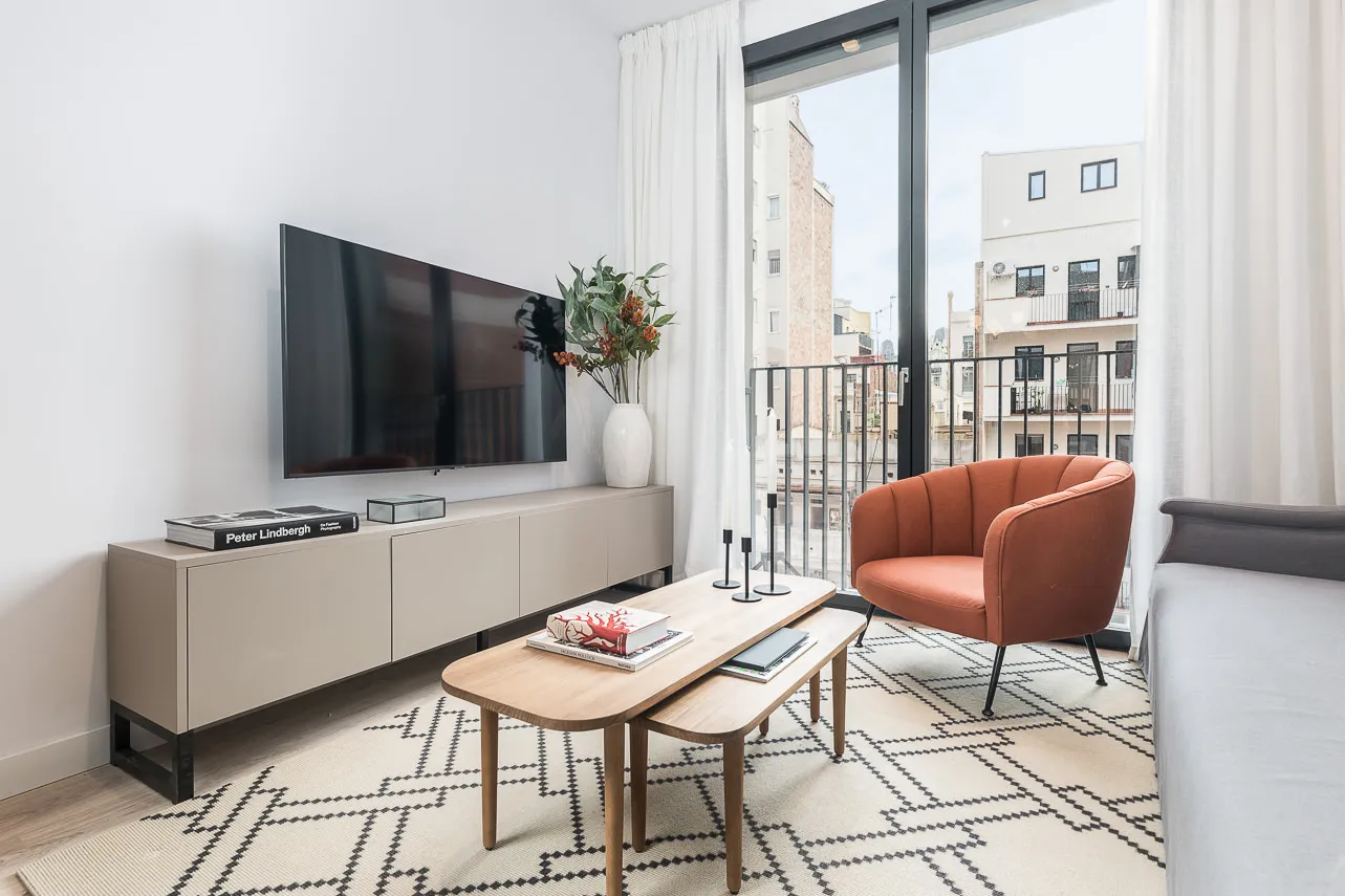 Curated Executive Flat In Barcelona With Dedicated Workspace #5