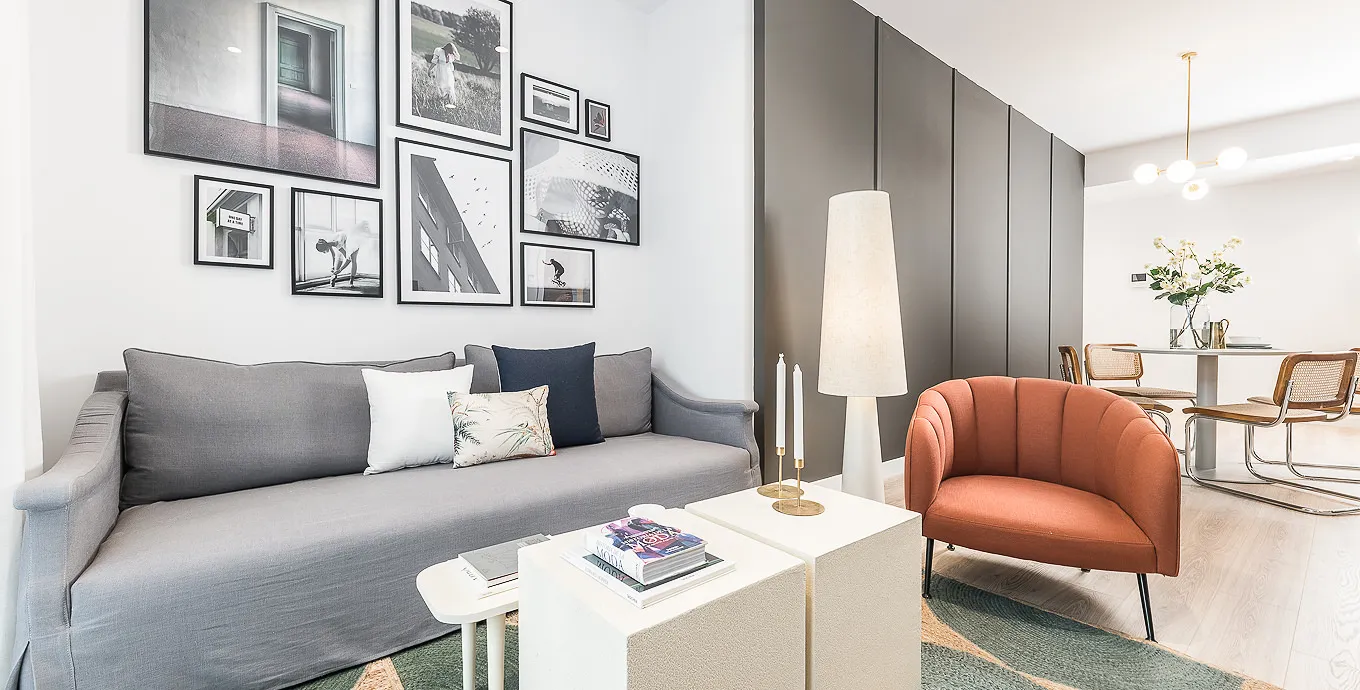 Contemporary Executive 1br Flat With Dedicated Workspace, Barcelona