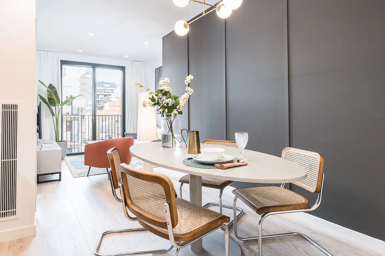 Contemporary Executive 1br Flat With Dedicated Workspace, Barcelona #4