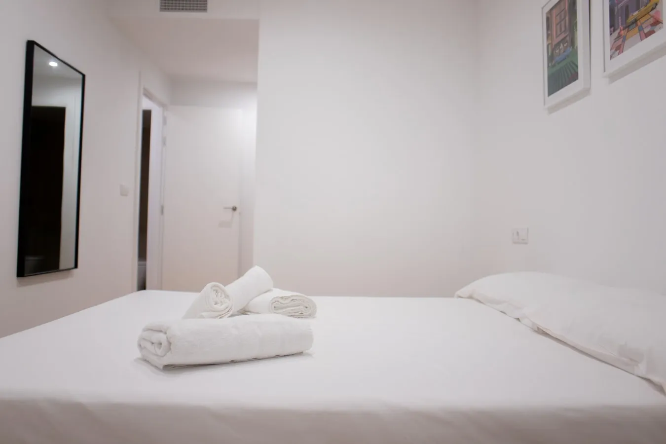 Sleek 2-bed City Flat With Dedicated Home Office In Valencia #2