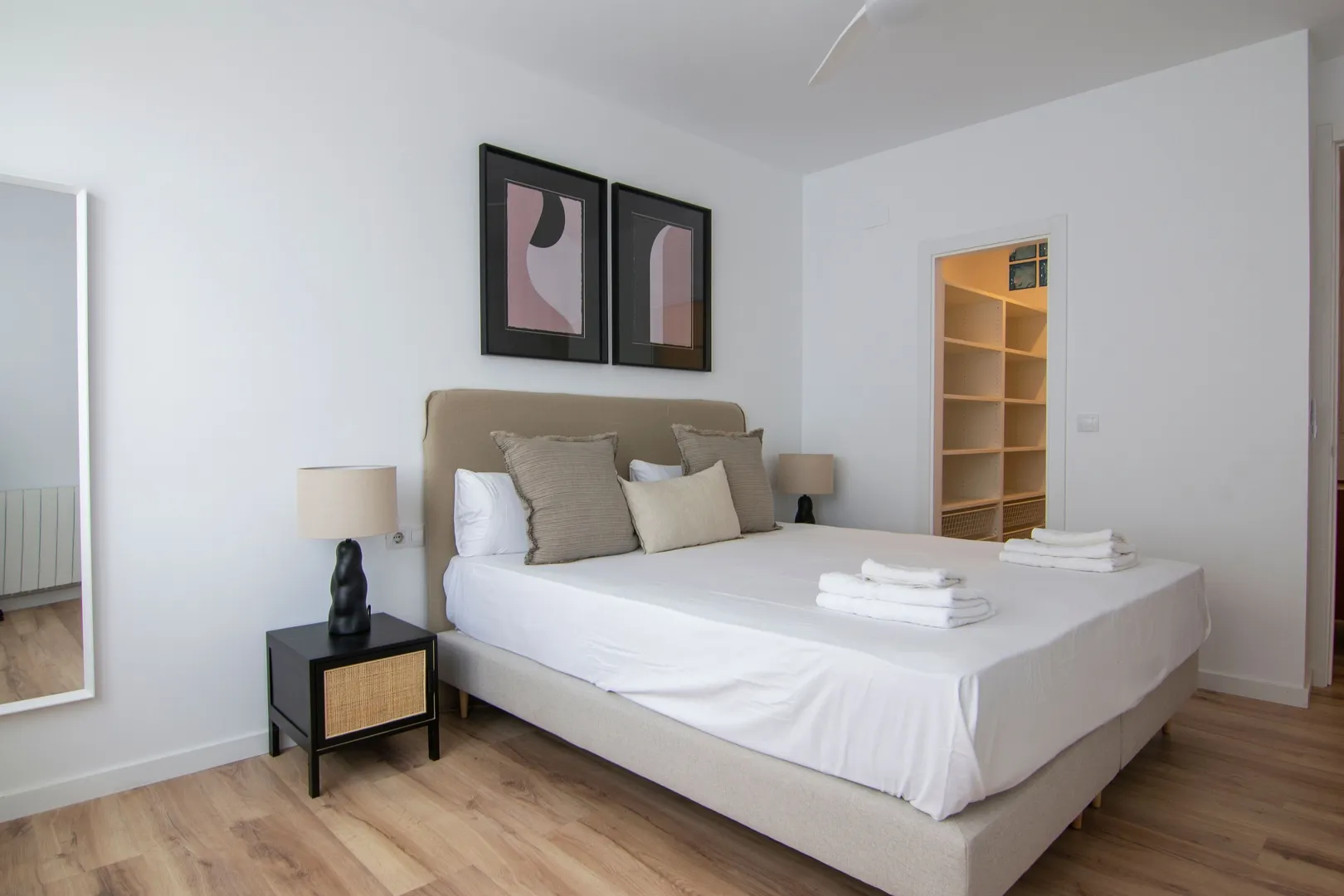 Stylish 150m2 City Flat With Dedicated Home Office In Valencia's Vibrant Center #5