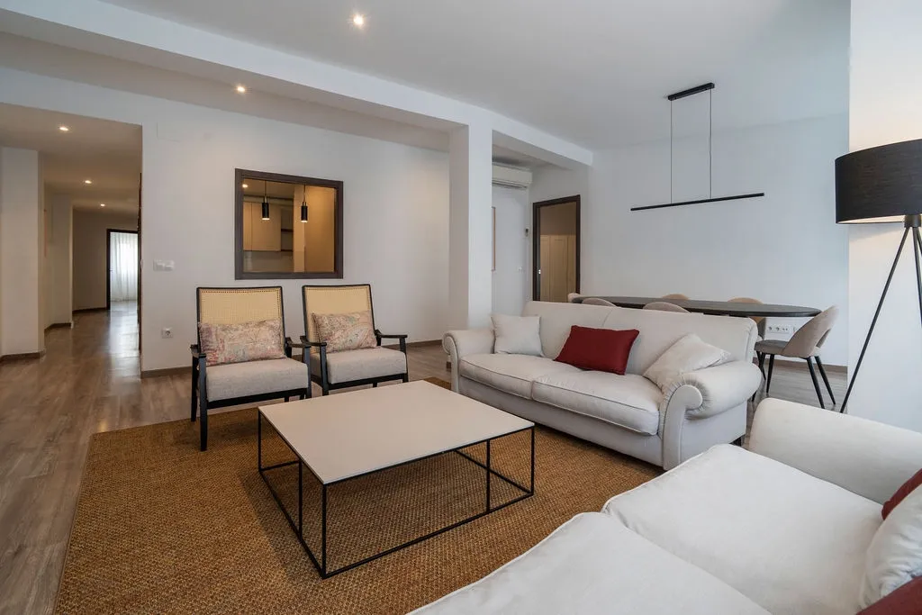Vast Rooftop Designer Flat With Home Office Space In Valencia's City Center #2
