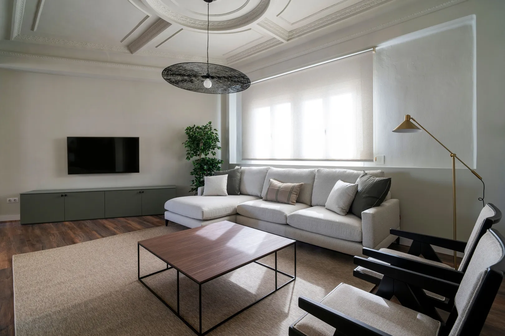 Expansive Premium Penthouse With Dedicated Home Office In Valencia's City Center