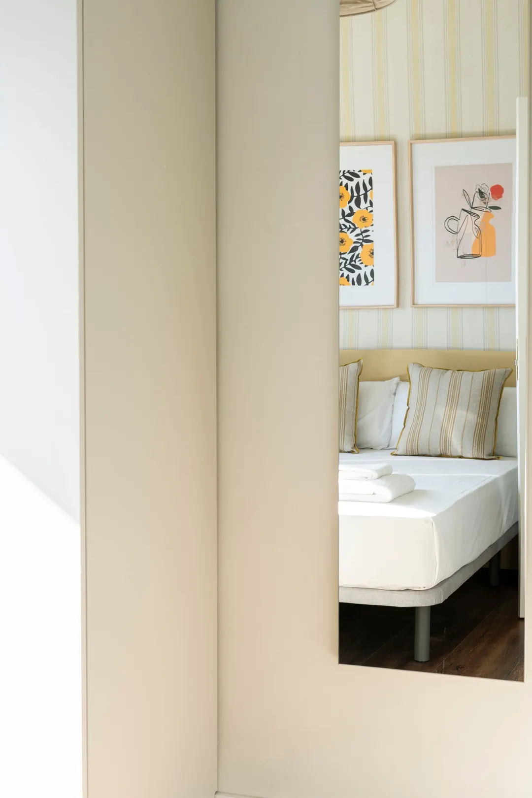 Expansive Premium Penthouse With Dedicated Home Office In Valencia's City Center #2