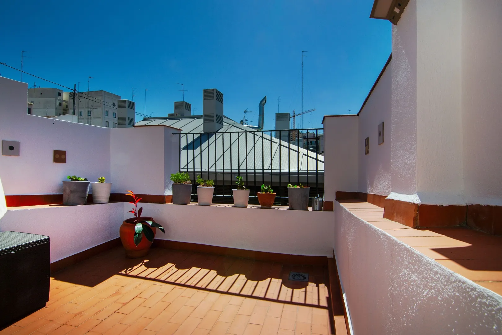 Sophisticated 3-bedroom Flat With Dedicated Home Office In Valencia Center #5