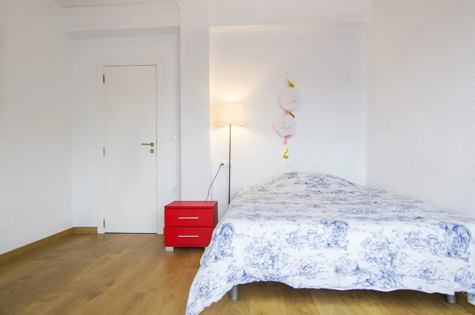 Chic City Flat With Dedicated Workspace In Valencia's Rio Escalona District #2