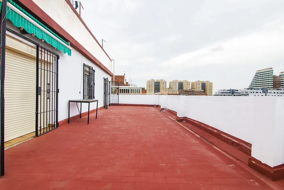Chic City Flat With Dedicated Workspace In Valencia's Rio Escalona District #5